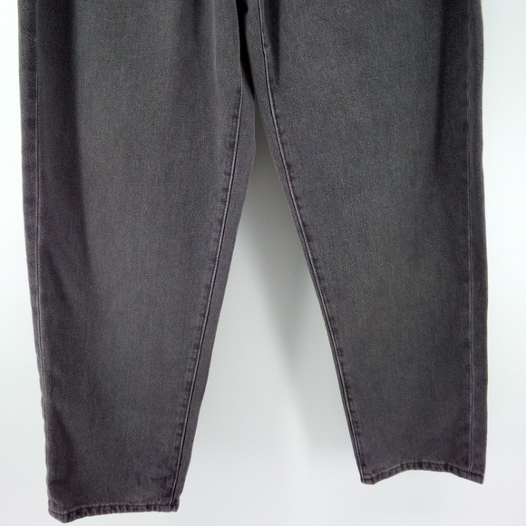 NWT H&M Ultra High Waist Ankle Length Loose Mom Jeans in Distressed Black 6 - Picture 5 of 11